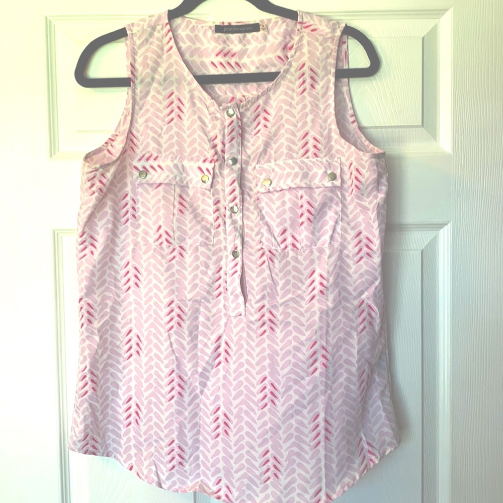 BNWOT sleeveless Jennifer & Grace blouse